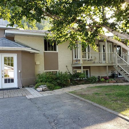 Residence Touristique Les Bouleaux Petit-Saguenay Ngoại thất bức ảnh